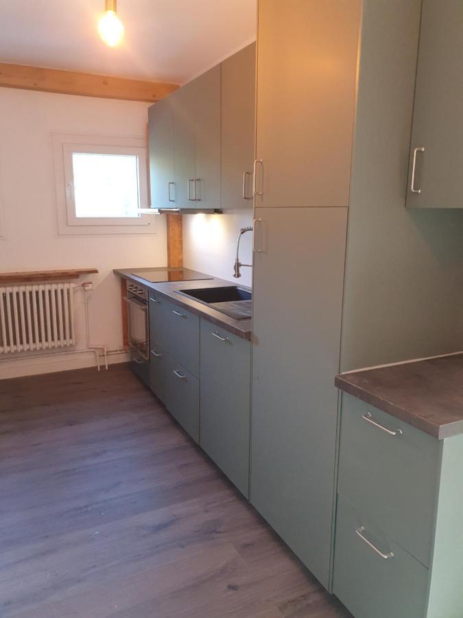 Sarcenas Chalet Jaune Charmant Som מראה חיצוני תמונה